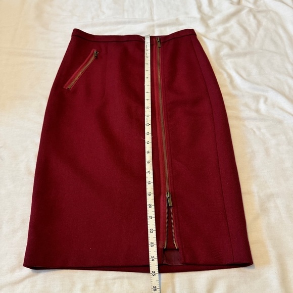 J Crew 2 Deep Red Maroon 100% Wool Pencil Straight Skirt Full Zipper Career - Picture 5 of 6